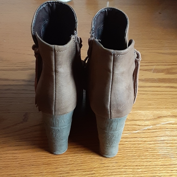 Sbicca Brown Leather Wedge Booties - Picture 6 of 10
